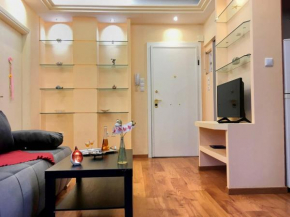 Cute Vouliagmeni Apartment in a Unique Location